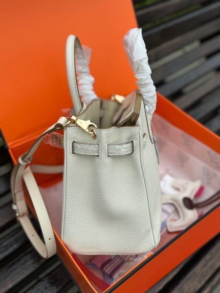 Кожаная сумка Hermes Birkin 25 см, молочного цвета 2646 фото
