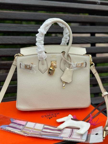Кожаная сумка Hermes Birkin 25 см, молочного цвета 2646 фото