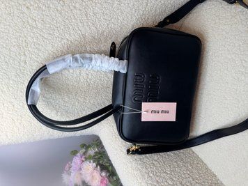 Шкіряна сумка Miu Miu, 29 см, чорна 2563 фото