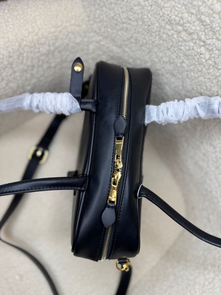 Кожаная сумка Miu Miu, 29 см, черная 2563 фото
